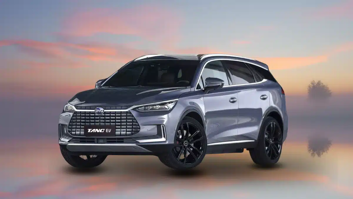 سيارة بي واي دي Tang الكهربائية