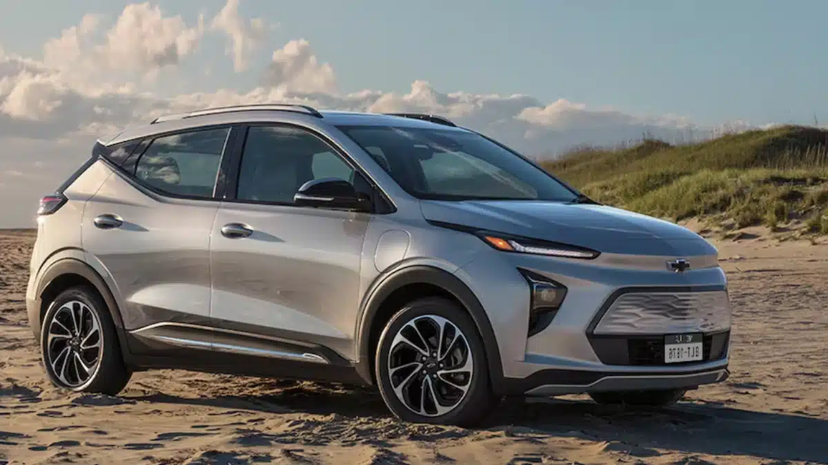 سيارة شيفروليه بولت إيف الكهربائية