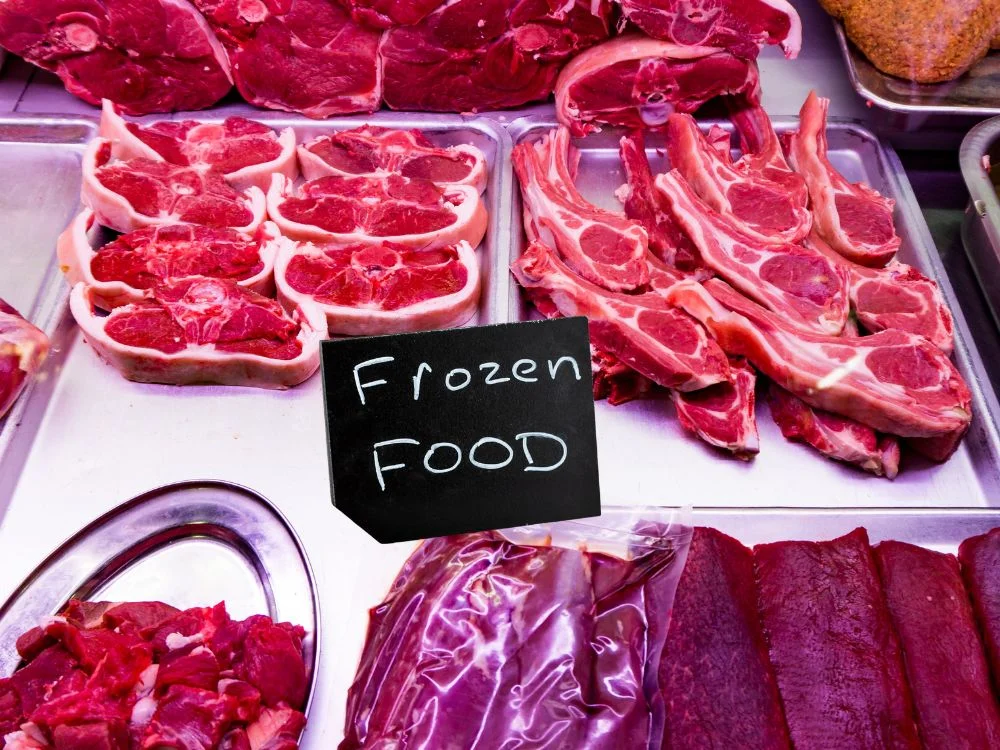 كيفية التأكد من سلامة اللحوم المبردة عند الشراء كيفية التأكد من سلامة اللحوم المبردة عند الشراء