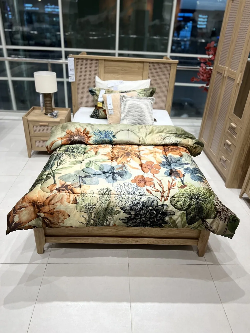 معارض مفروشات